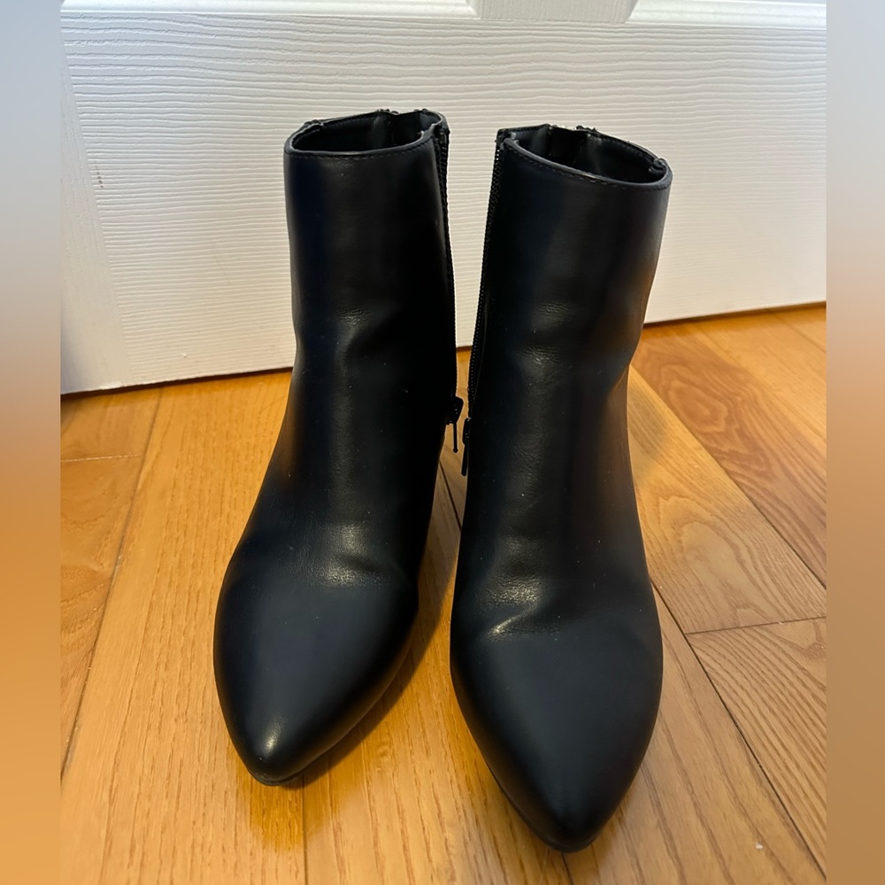 SOLD Call it spring black boots
